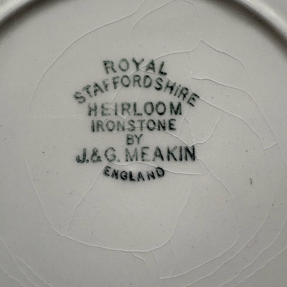 J&G Meakin Royal Staffordshire Heirloom Ironstone white ONE Plate ~7 in- CRAZING - Picture 6 of 7